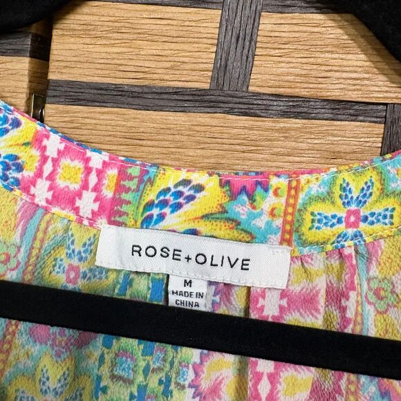 Rose & Olive Tank Top Size Medium - Picture 5 of 7